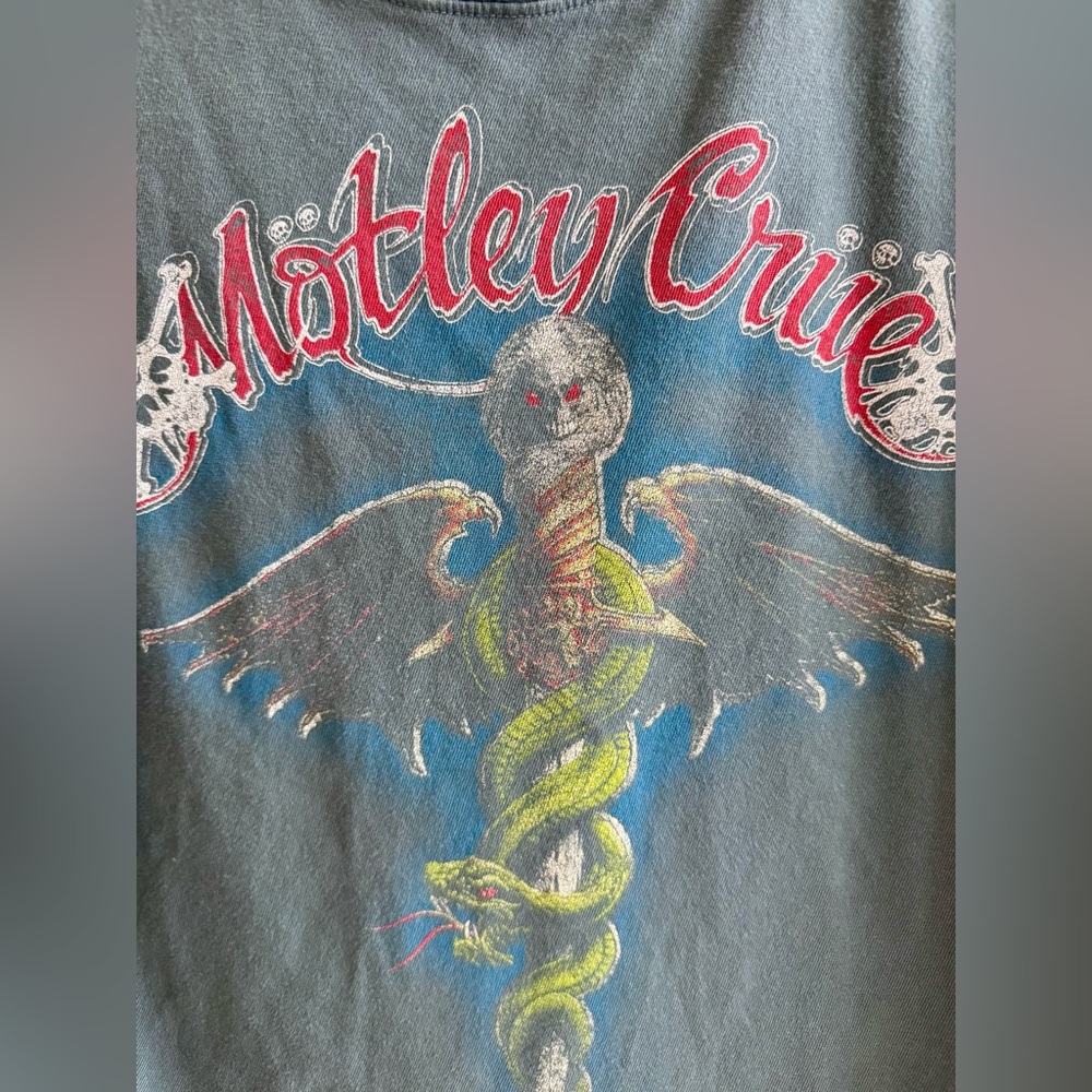 Daydreamer Motley Crue Graphic Tee - washed grey/ green/ size S/ PRICE FIRM - Picture 2 of 6